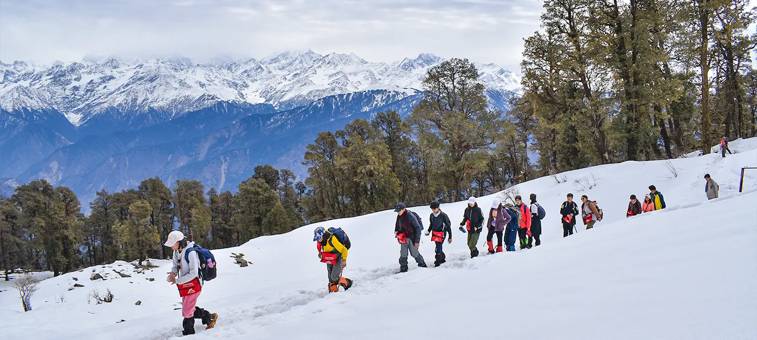 Dayara Bugyal Trek